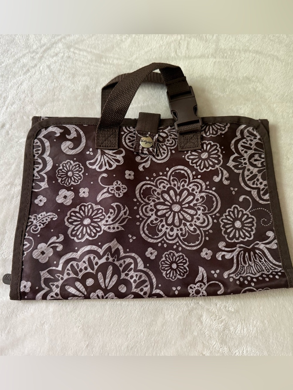 thirty-one Fold & Hang Travel Organizer in Woodblock Floral